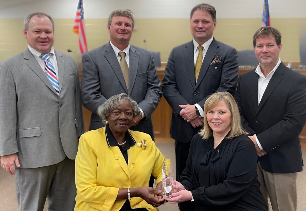 school board receives award