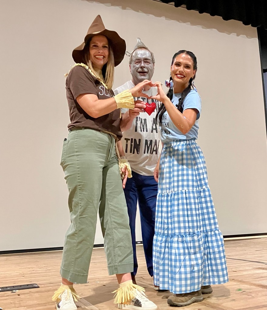 united way of colqiutt county wizard of oz actors